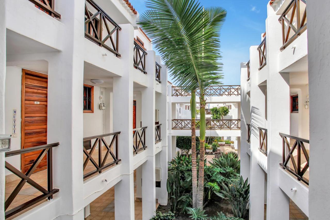 Апартаменты Sun Beach, Fiber, Pool Плая-де-лас-Америкас Экстерьер фото